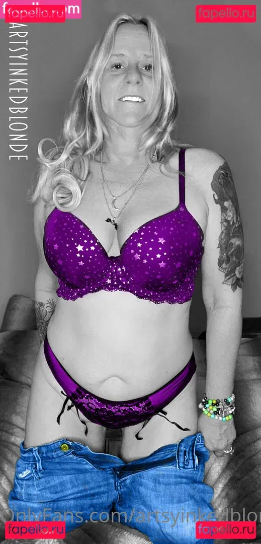 artsyinkedblonde Onlyfans Photo Gallery 