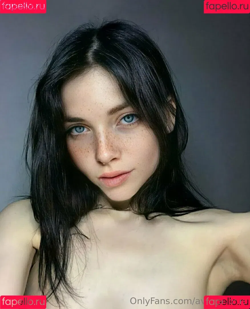 avrora_blue Onlyfans Photo Gallery 