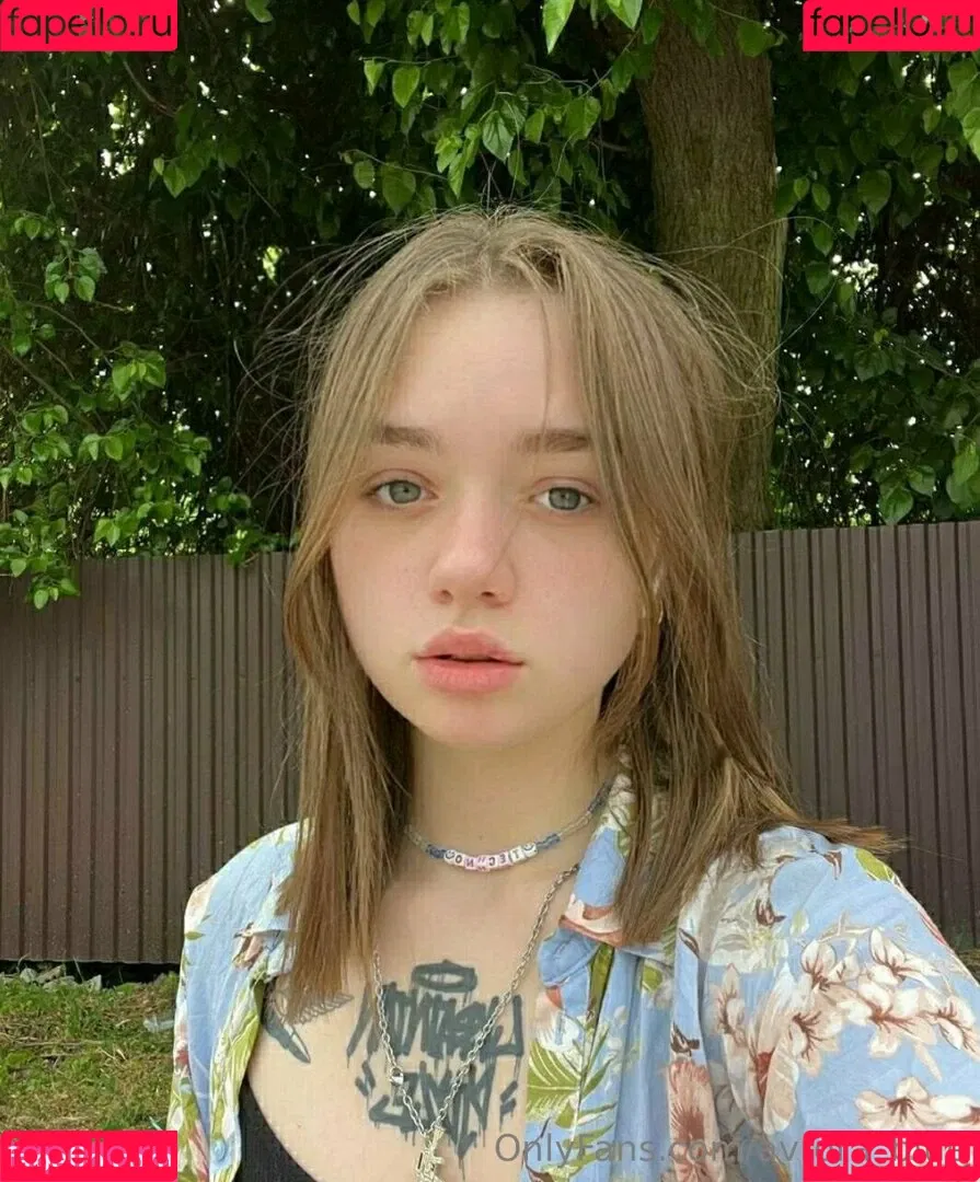 avrora_blue Onlyfans Photo Gallery 