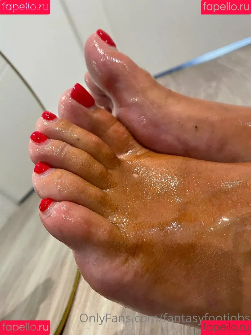 FantasyFootjobs Onlyfans Photo Gallery 