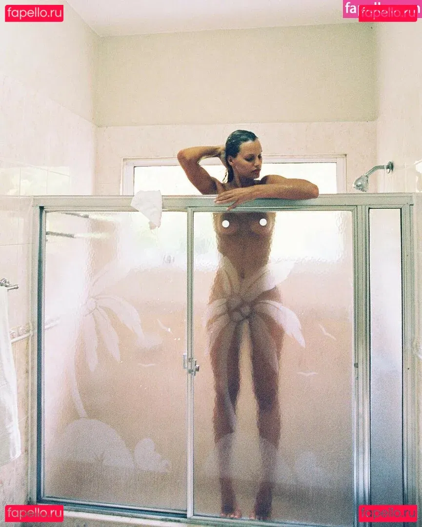 Nibar Madar Onlyfans Photo Gallery 