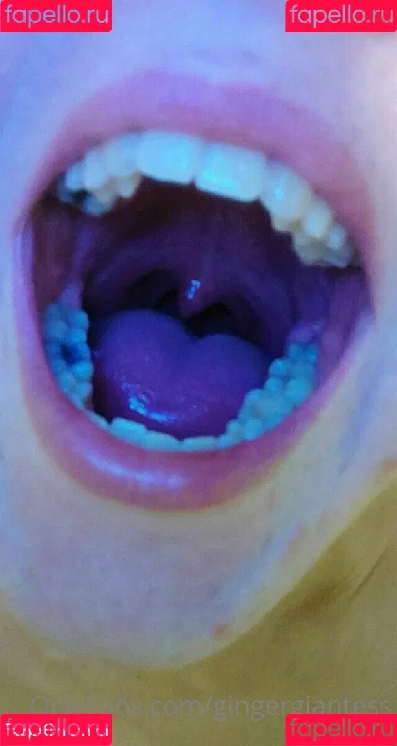 gingergiantess Onlyfans Photo Gallery 