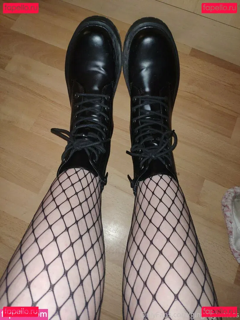 gingergiantess Onlyfans Photo Gallery 