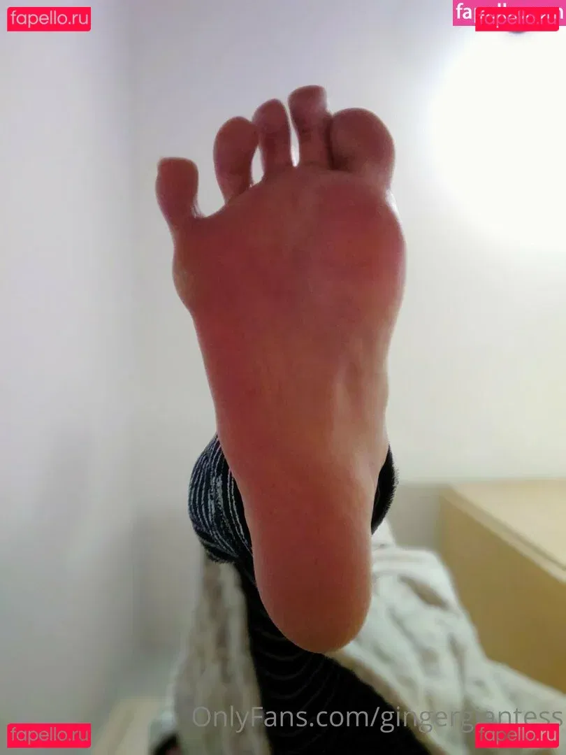 gingergiantess Onlyfans Photo Gallery 