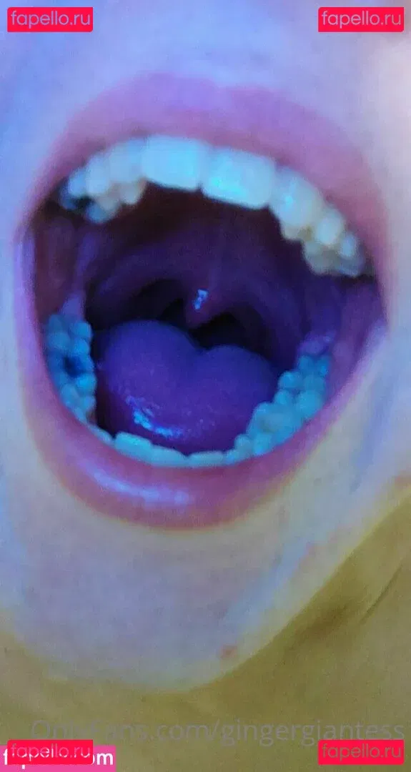 gingergiantess Onlyfans Photo Gallery 