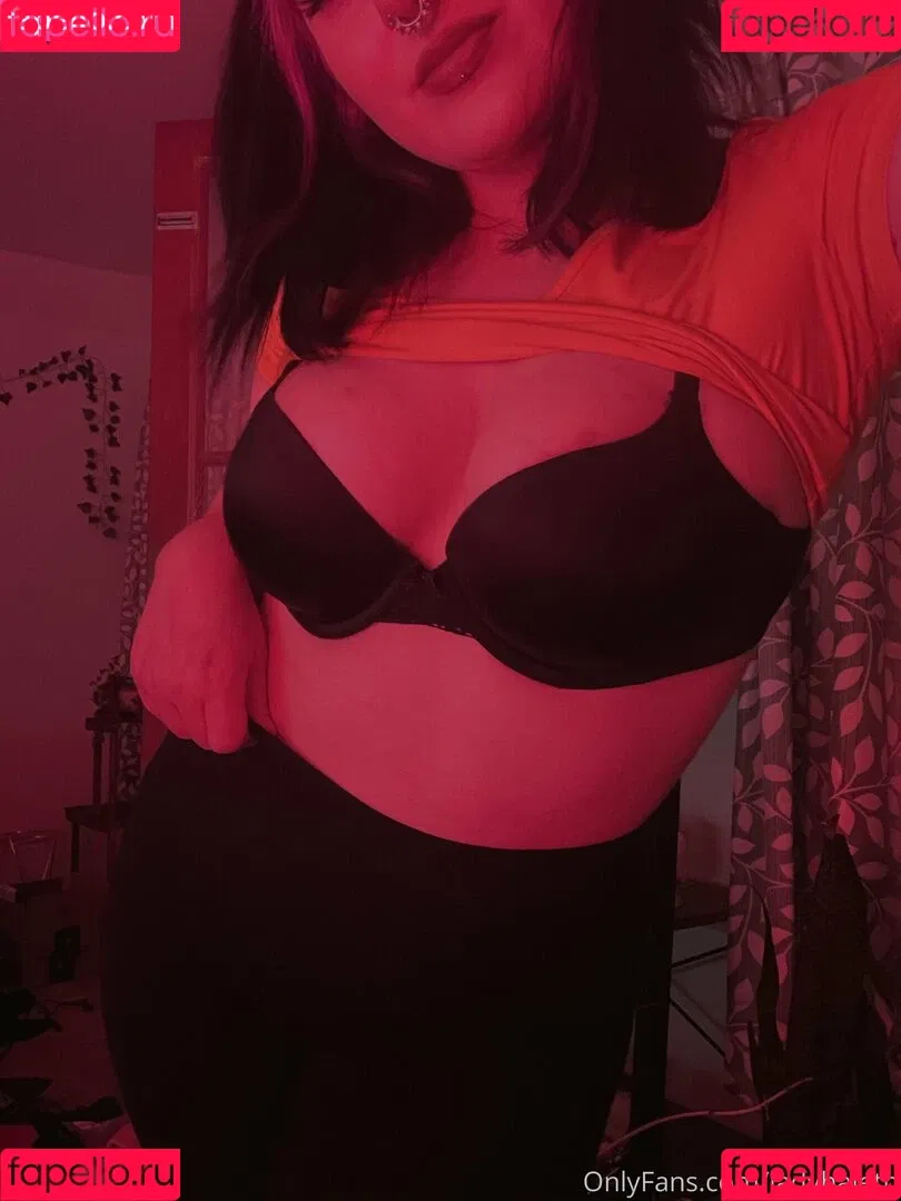 ladyhaleth Onlyfans Photo Gallery 