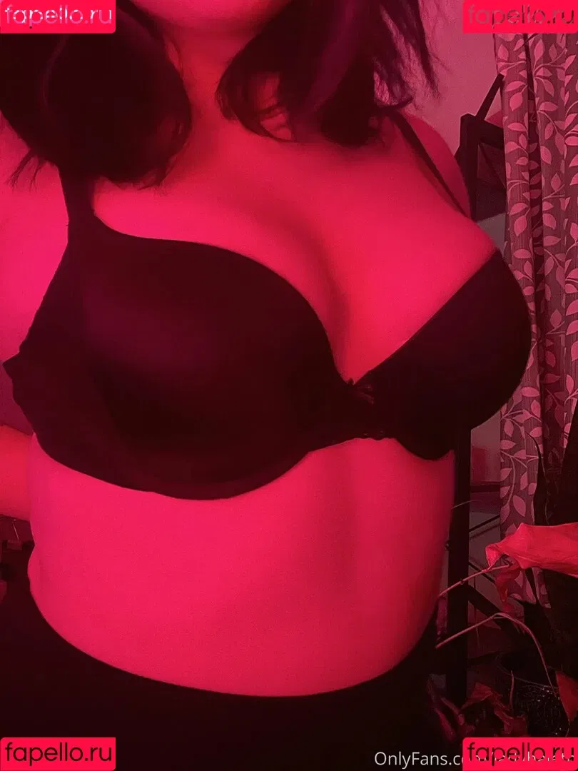 ladyhaleth Onlyfans Photo Gallery 