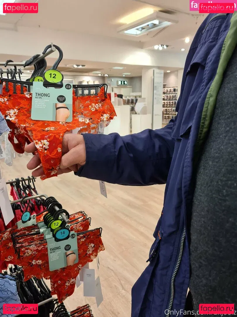 ukjoolz Onlyfans Photo Gallery 