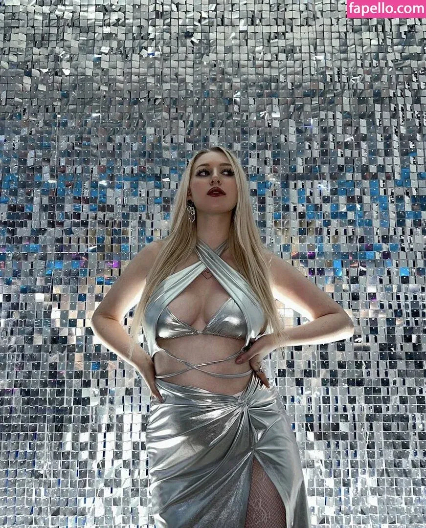 hotwife_alice Onlyfans Photo Gallery 