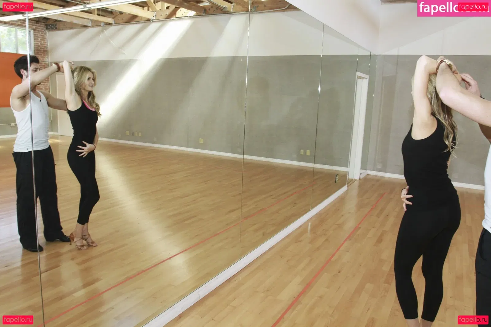 Erin Andrews Onlyfans Photo Gallery 