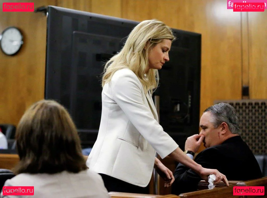 Erin Andrews Onlyfans Photo Gallery 