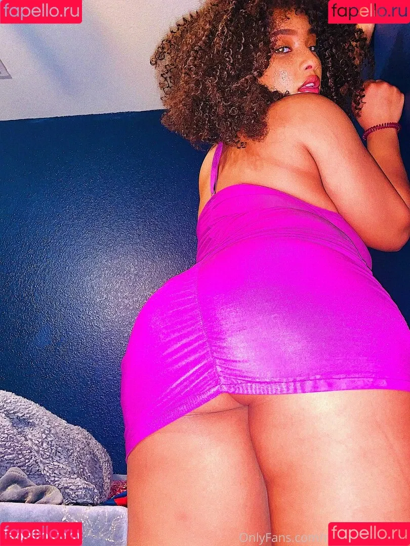 raynellemariah Onlyfans Photo Gallery 
