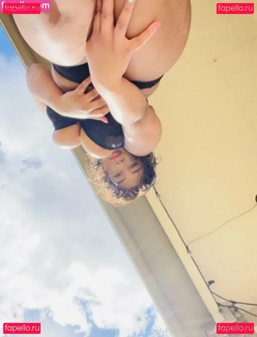 raynellemariah Onlyfans Photo Gallery 