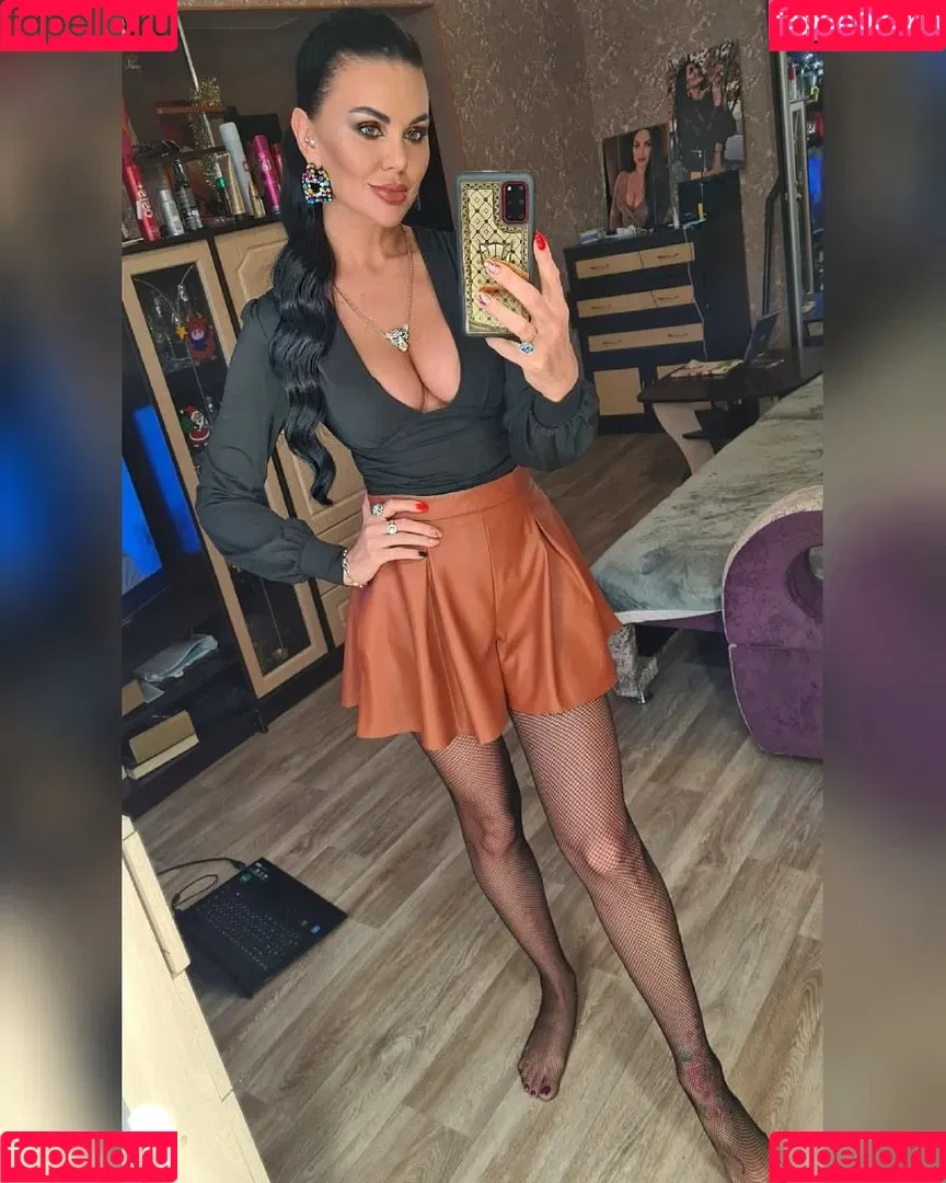 Thibisova Onlyfans Photo Gallery 