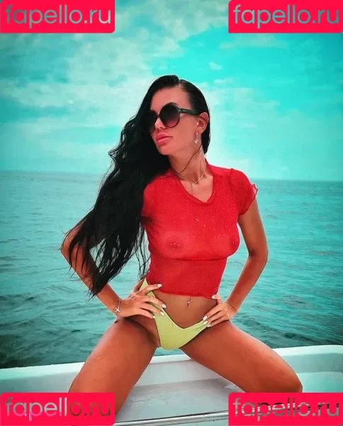 Thibisova Onlyfans Photo Gallery 