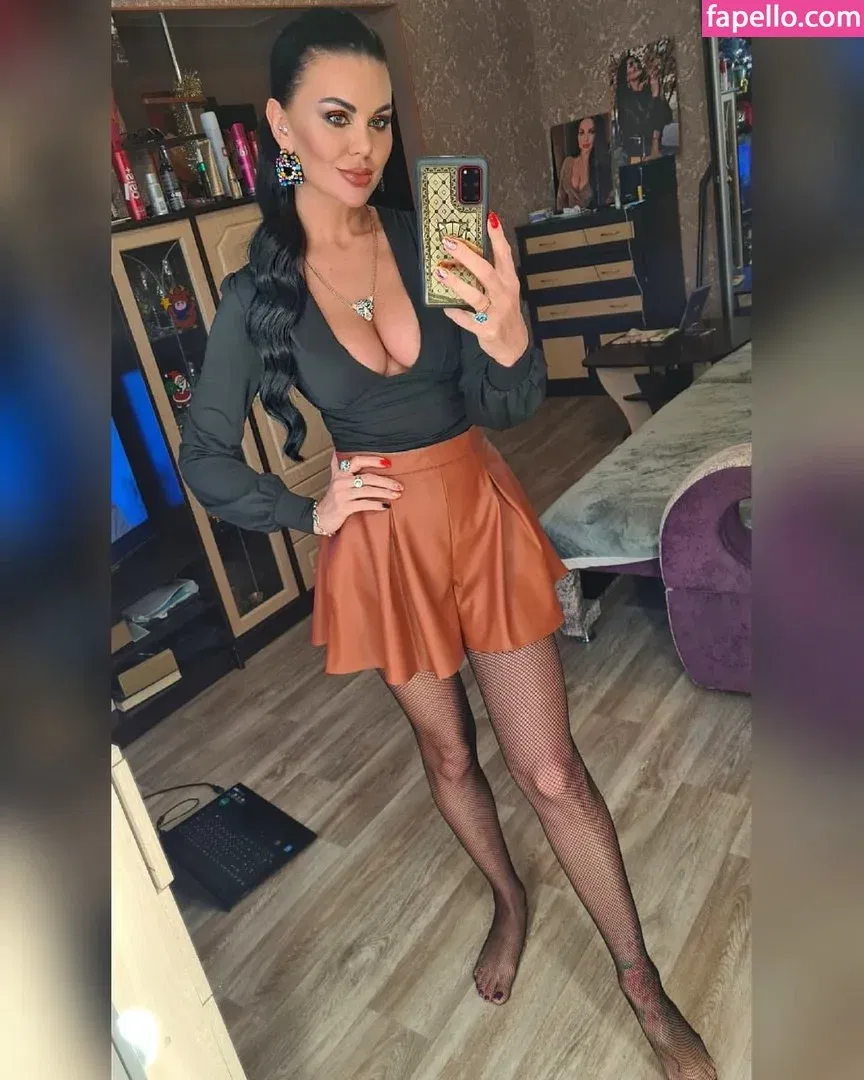 Thibisova Onlyfans Photo Gallery 