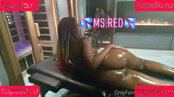 ms.red77 Onlyfans Photo Gallery 