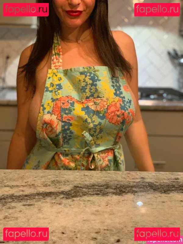 OpheliaCastle Onlyfans Photo Gallery 