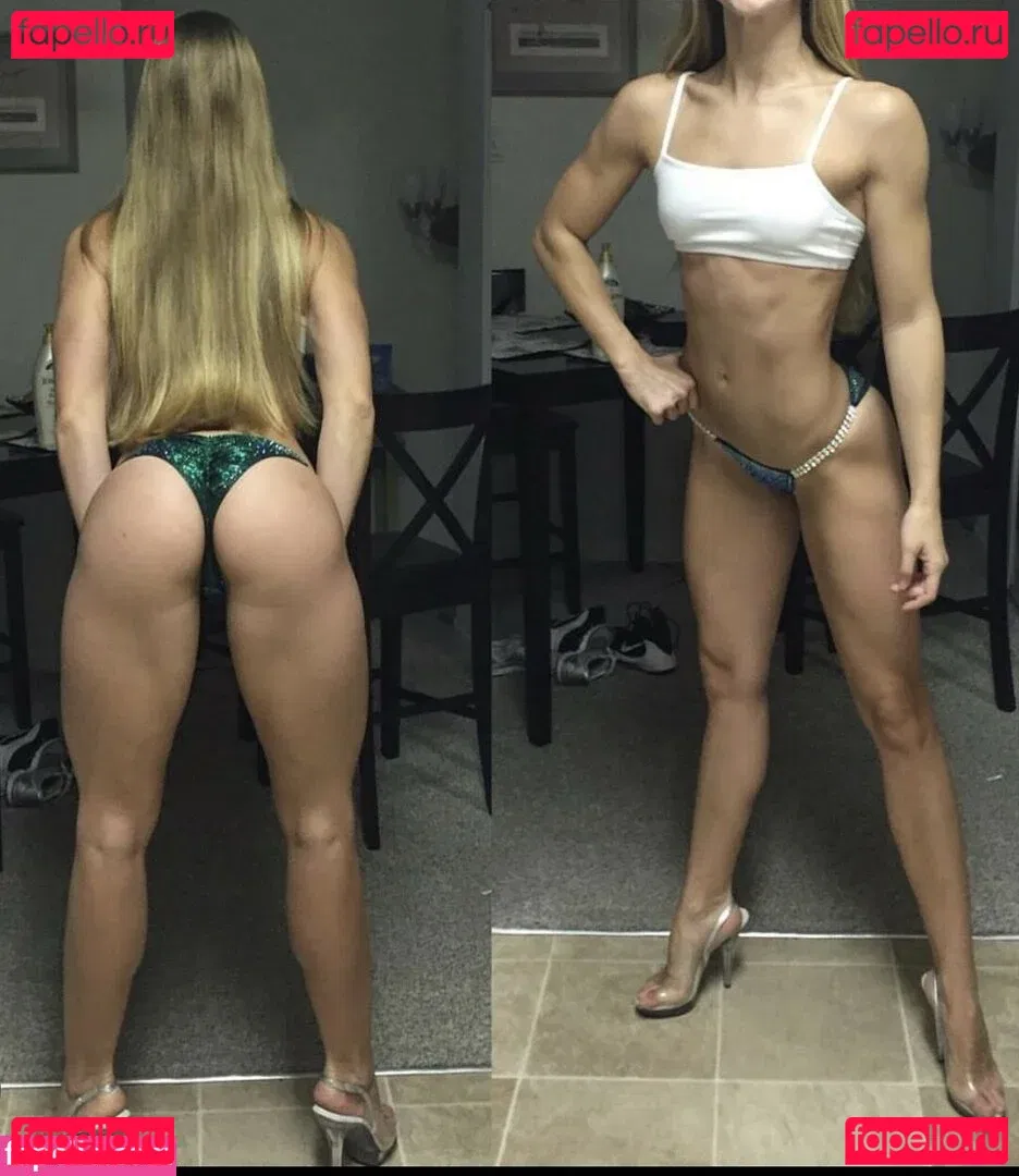 Kelly Young Onlyfans Photo Gallery 