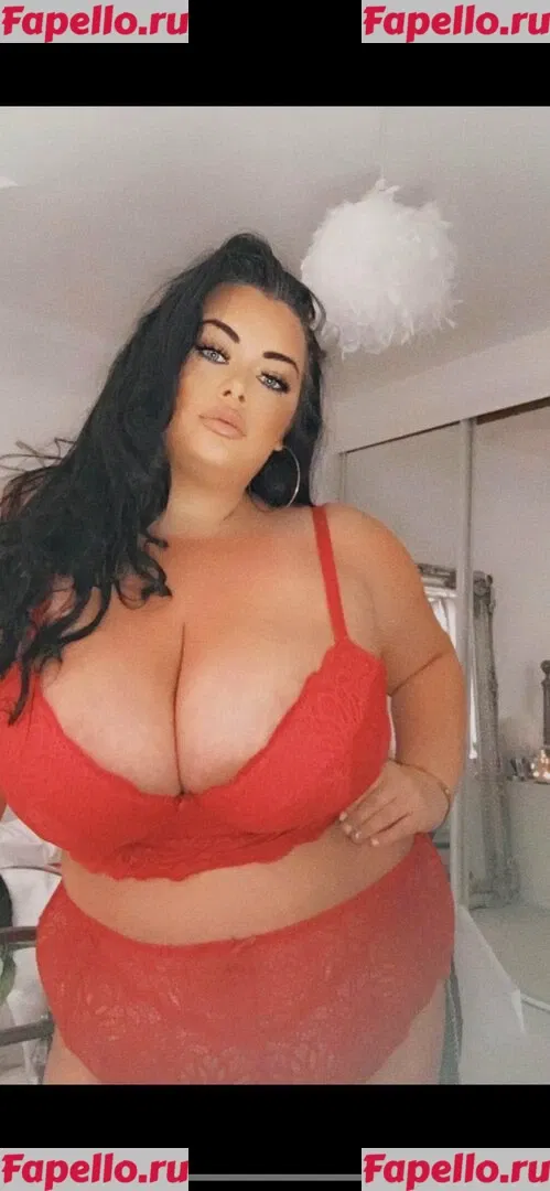 curvykb Onlyfans Photo Gallery 