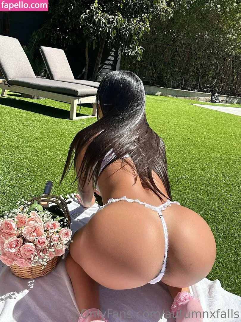 Autumn Falls Onlyfans Photo Gallery 