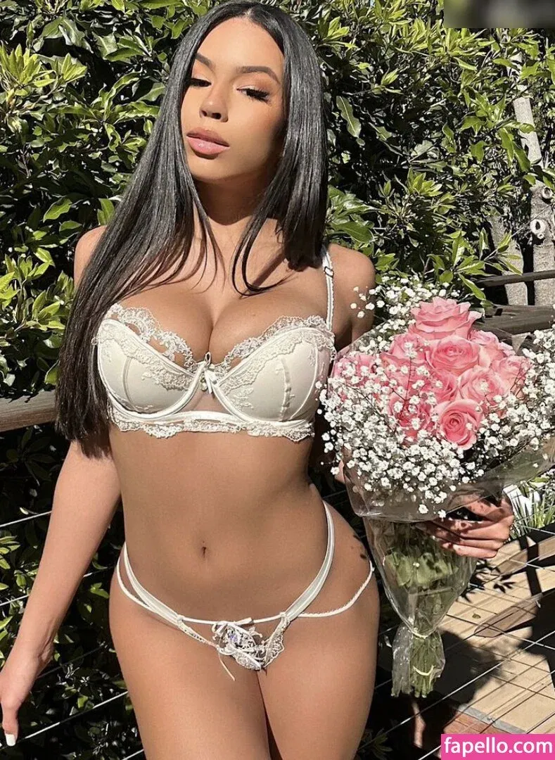 Autumn Falls Onlyfans Photo Gallery 