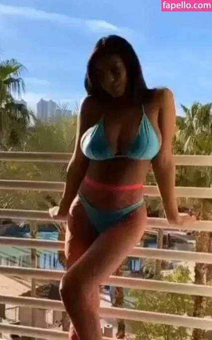 Autumn Falls Onlyfans Photo Gallery 