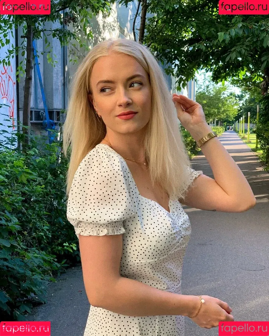 Mimi Lintrup Onlyfans Photo Gallery 