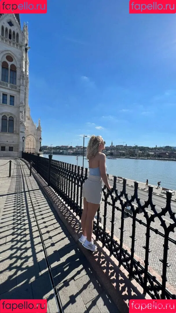 Mimi Lintrup Onlyfans Photo Gallery 