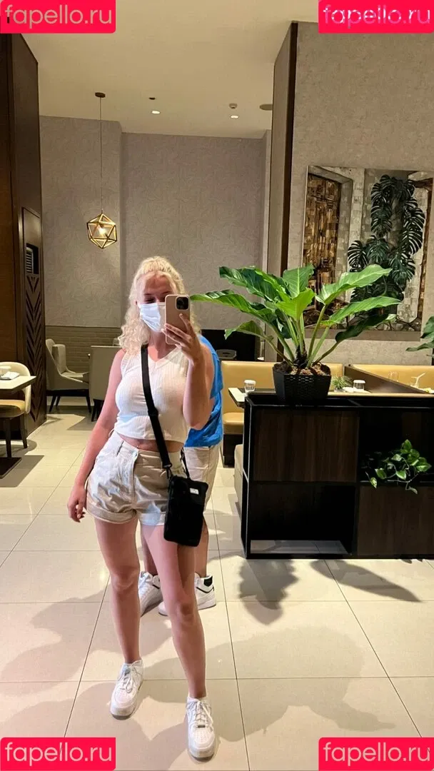 Mimi Lintrup Onlyfans Photo Gallery 
