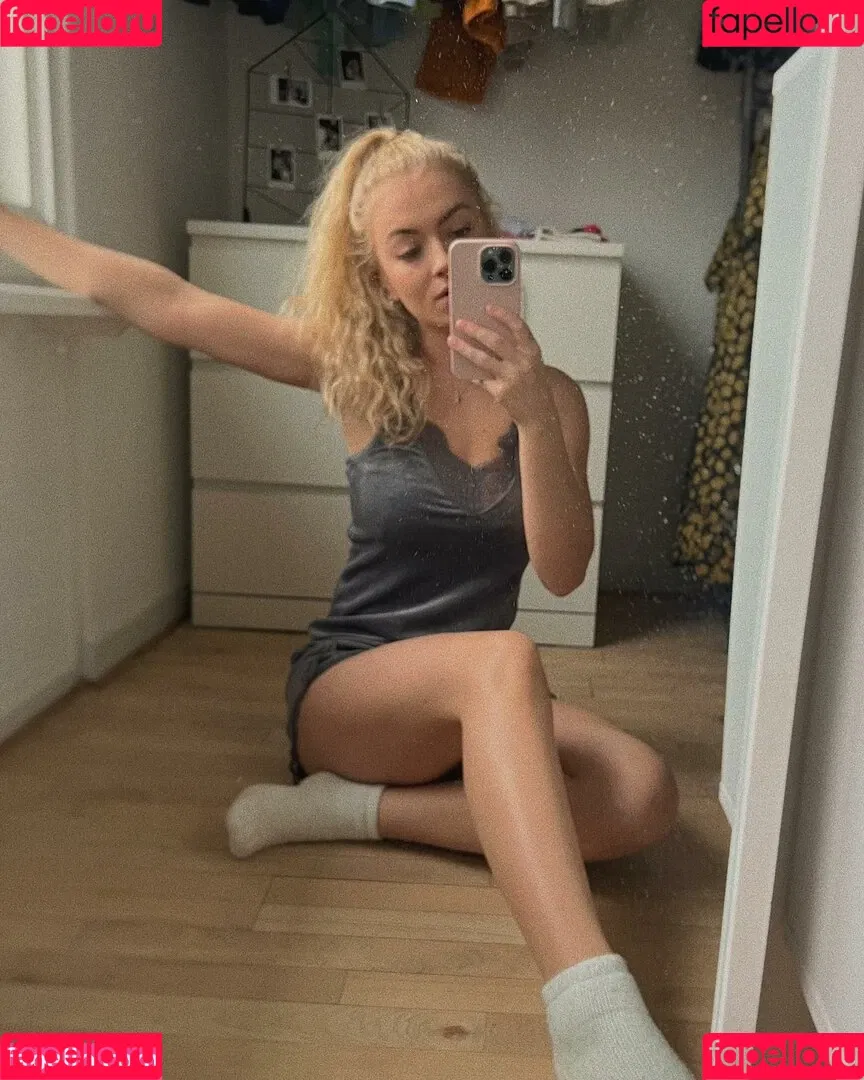 Mimi Lintrup Onlyfans Photo Gallery 