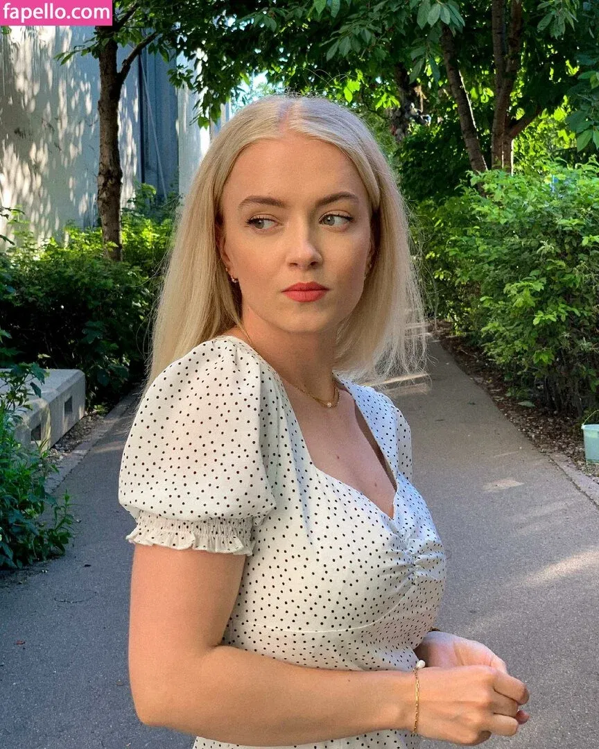 Mimi Lintrup Onlyfans Photo Gallery 