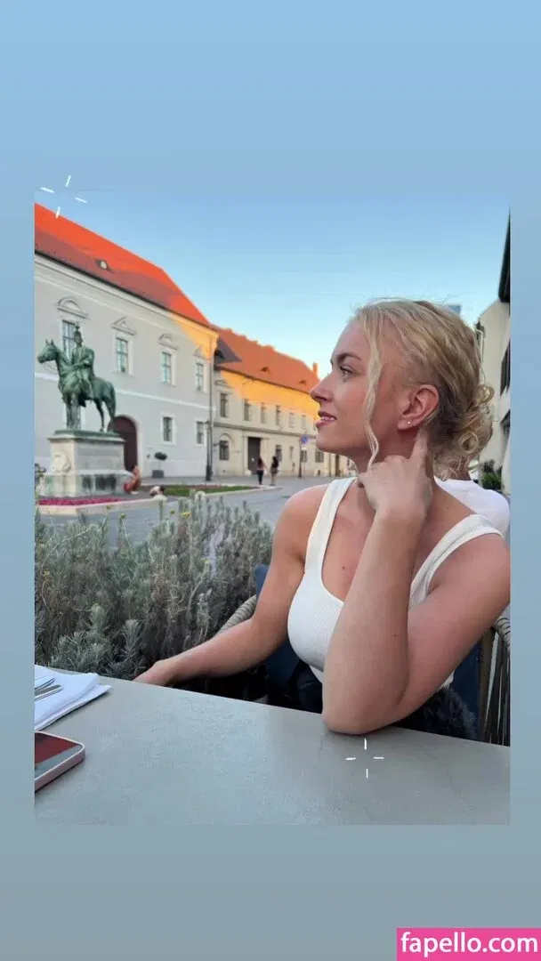 Mimi Lintrup Onlyfans Photo Gallery 