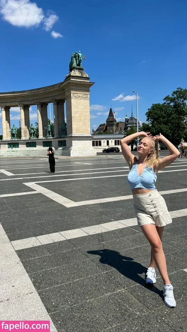 Mimi Lintrup Onlyfans Photo Gallery 