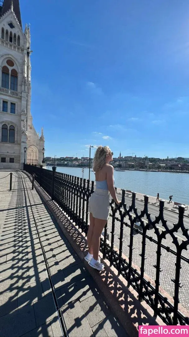 Mimi Lintrup Onlyfans Photo Gallery 