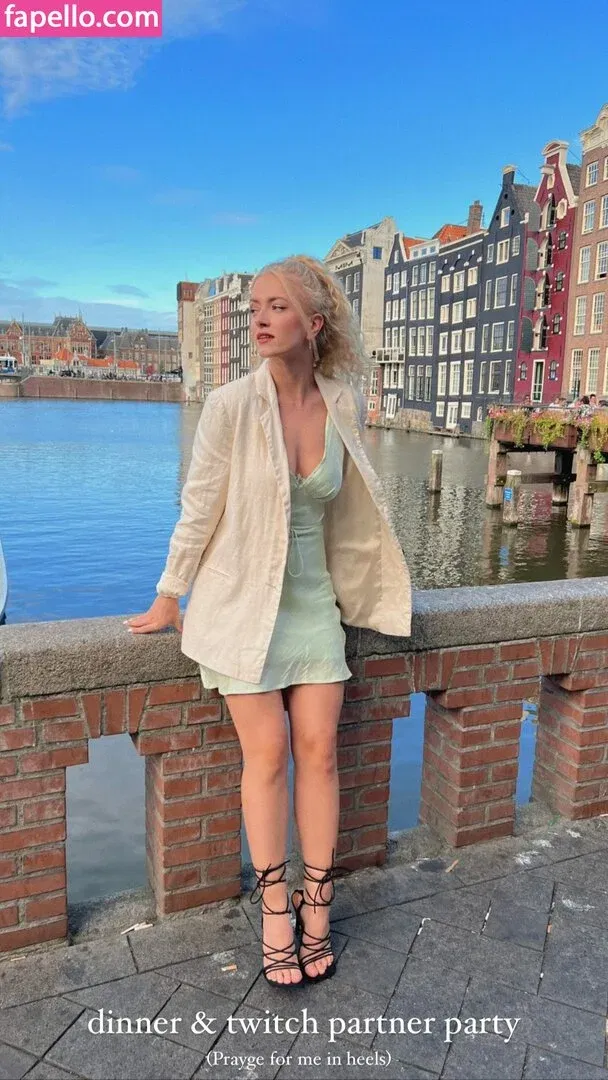 Mimi Lintrup Onlyfans Photo Gallery 