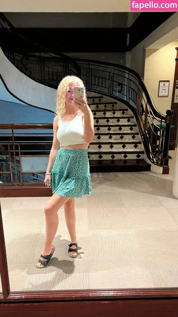 Mimi Lintrup Onlyfans Photo Gallery 