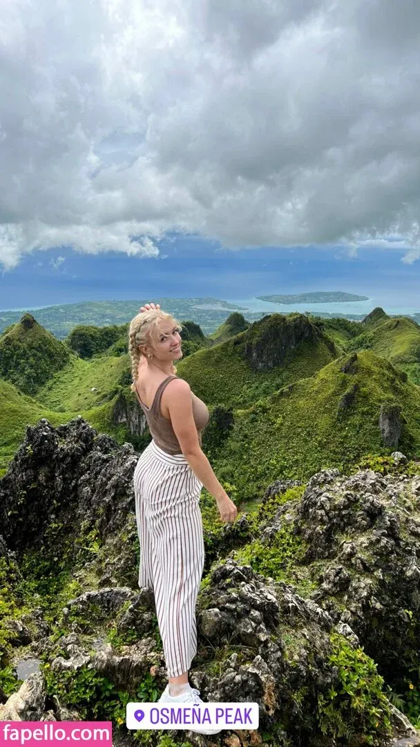 Mimi Lintrup Onlyfans Photo Gallery 