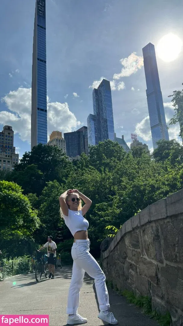 Mimi Lintrup Onlyfans Photo Gallery 