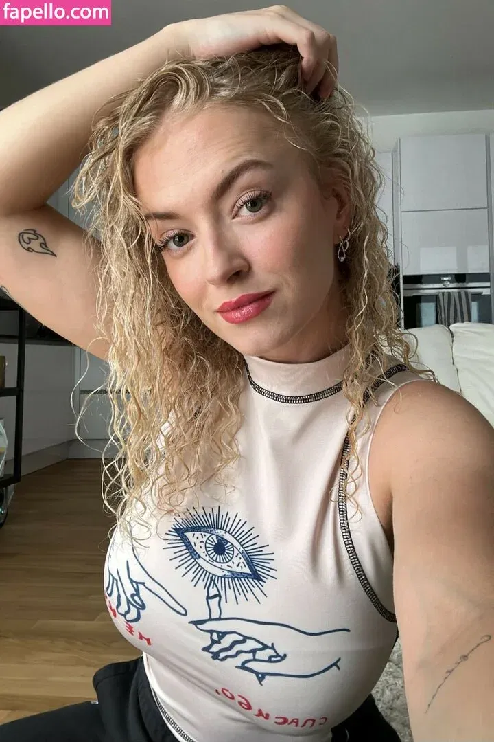 Mimi Lintrup Onlyfans Photo Gallery 