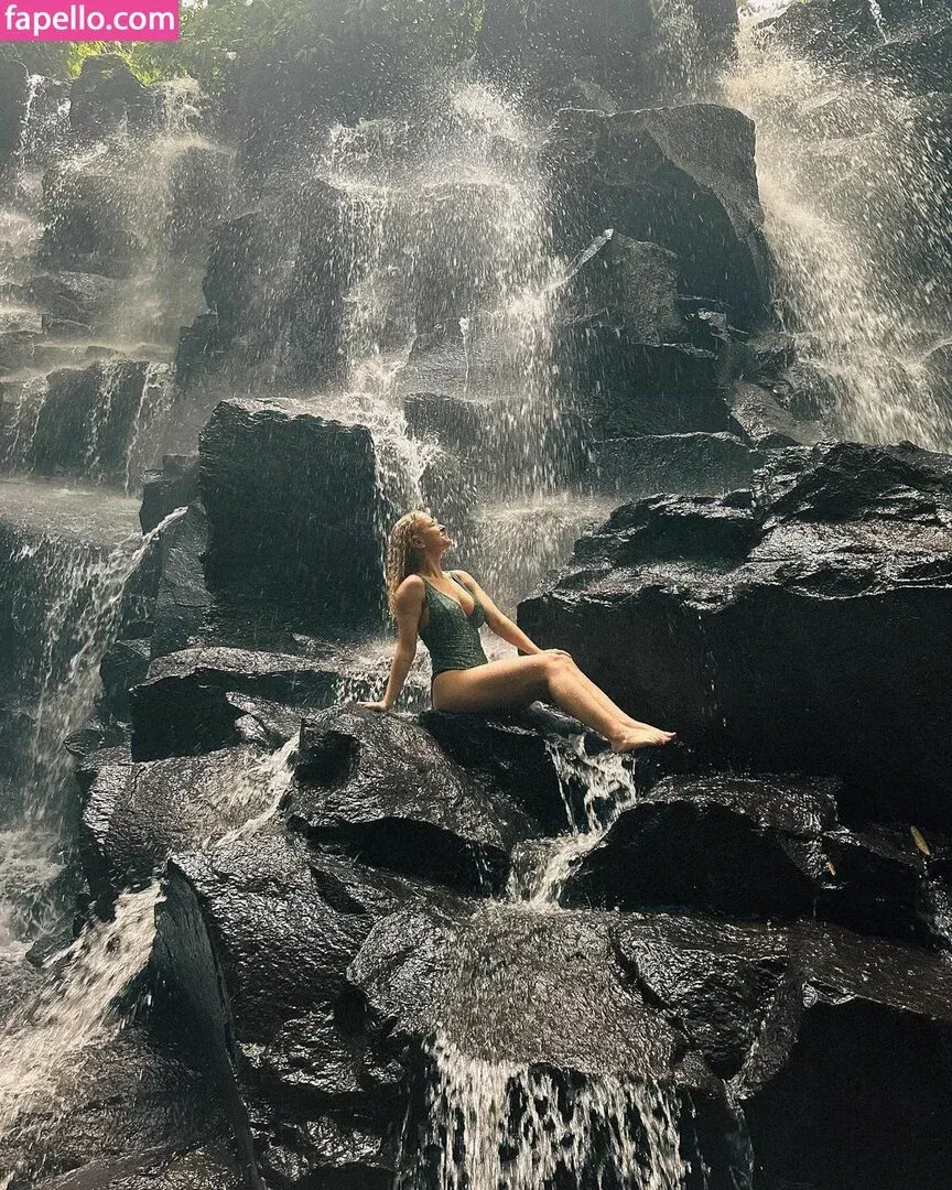 Mimi Lintrup Onlyfans Photo Gallery 