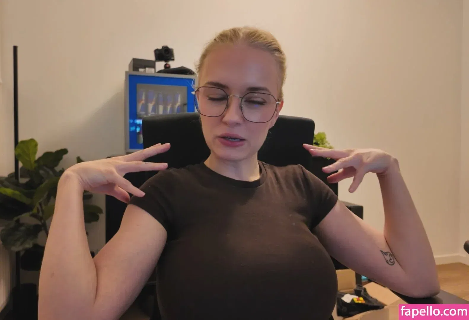 Mimi Lintrup Onlyfans Photo Gallery 