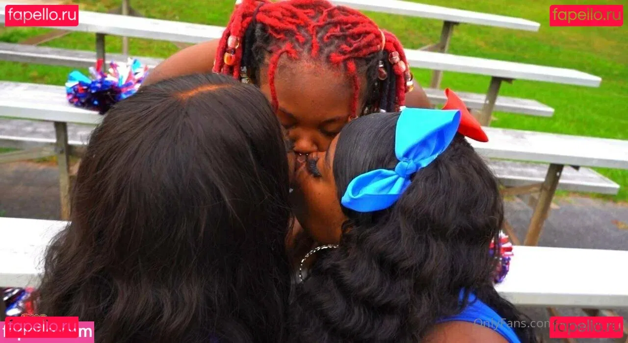 vickyhyuga Onlyfans Photo Gallery 