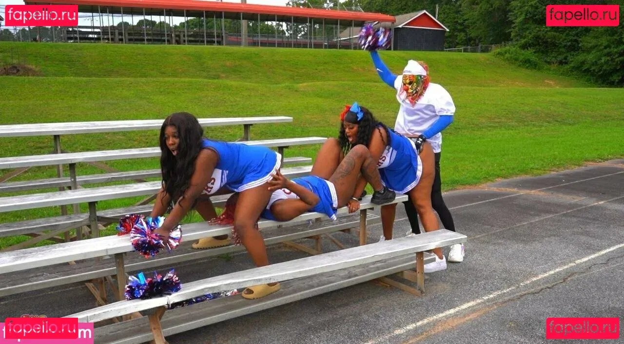 vickyhyuga Onlyfans Photo Gallery 