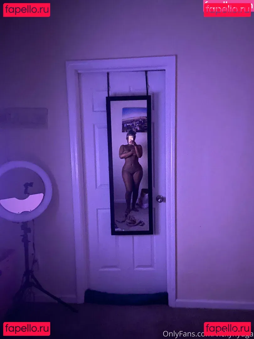 vickyhyuga Onlyfans Photo Gallery 