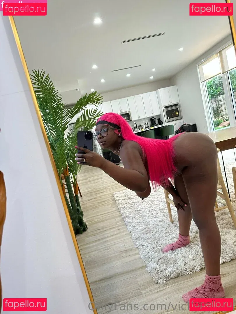 vickyhyuga Onlyfans Photo Gallery 