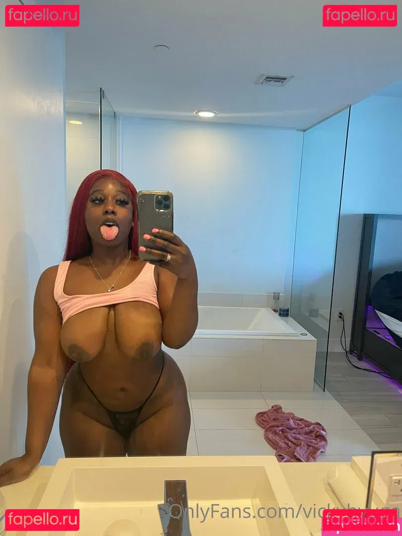 vickyhyuga Onlyfans Photo Gallery 