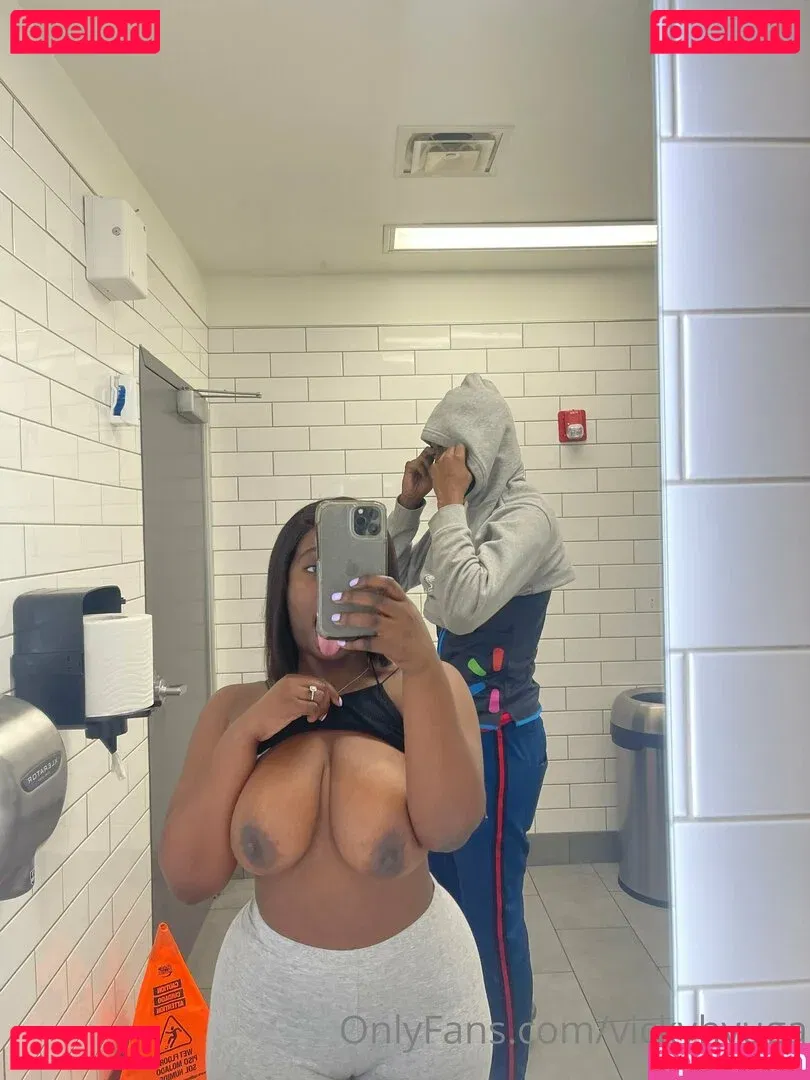 vickyhyuga Onlyfans Photo Gallery 