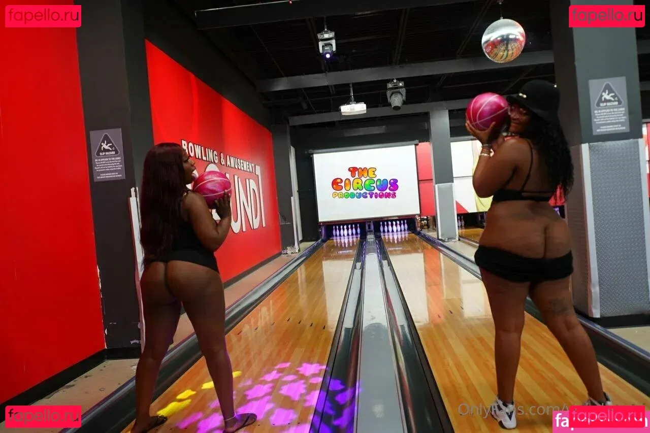 vickyhyuga Onlyfans Photo Gallery 