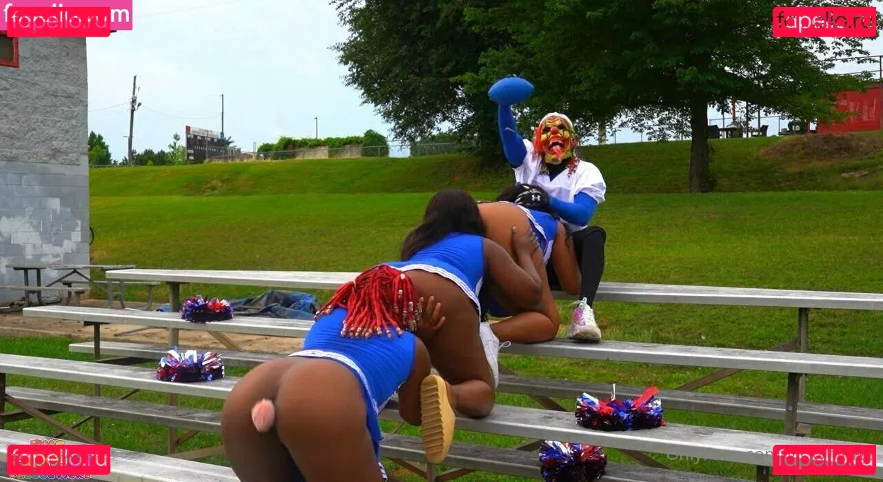 vickyhyuga Onlyfans Photo Gallery 